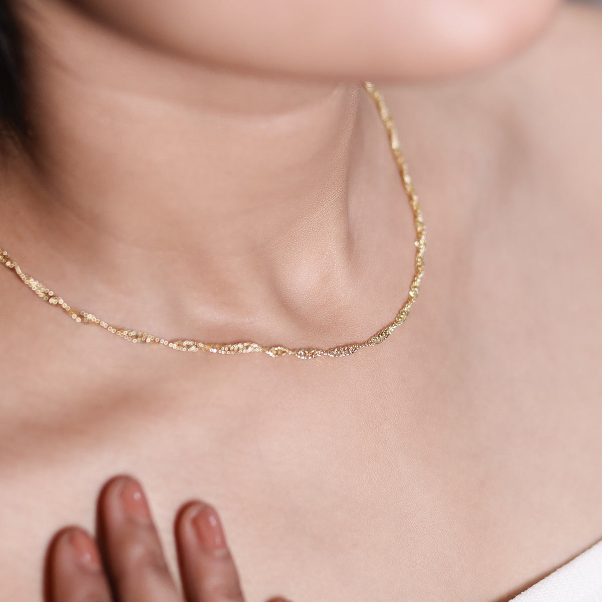 Twisted Chain