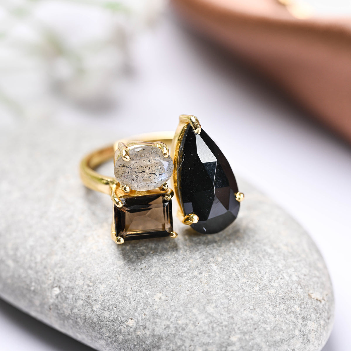 Black Grey Cluster Ring