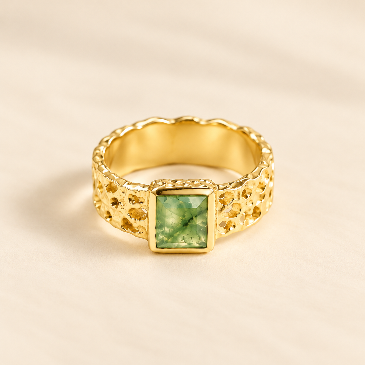 Prehnite Textured Band
