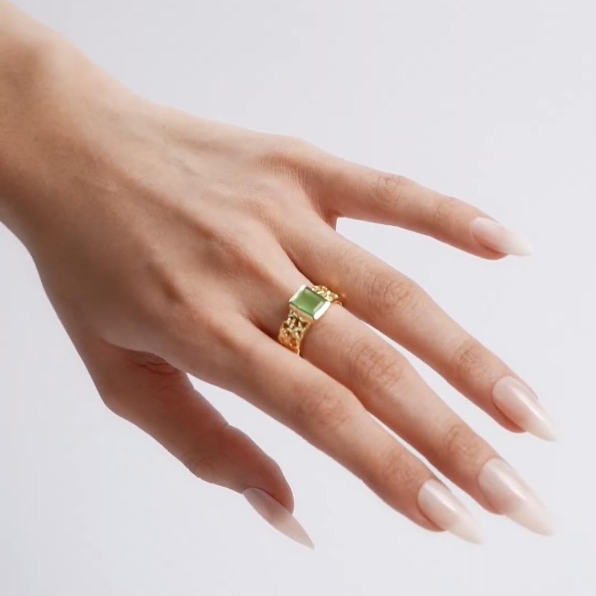 Prehnite Textured Band
