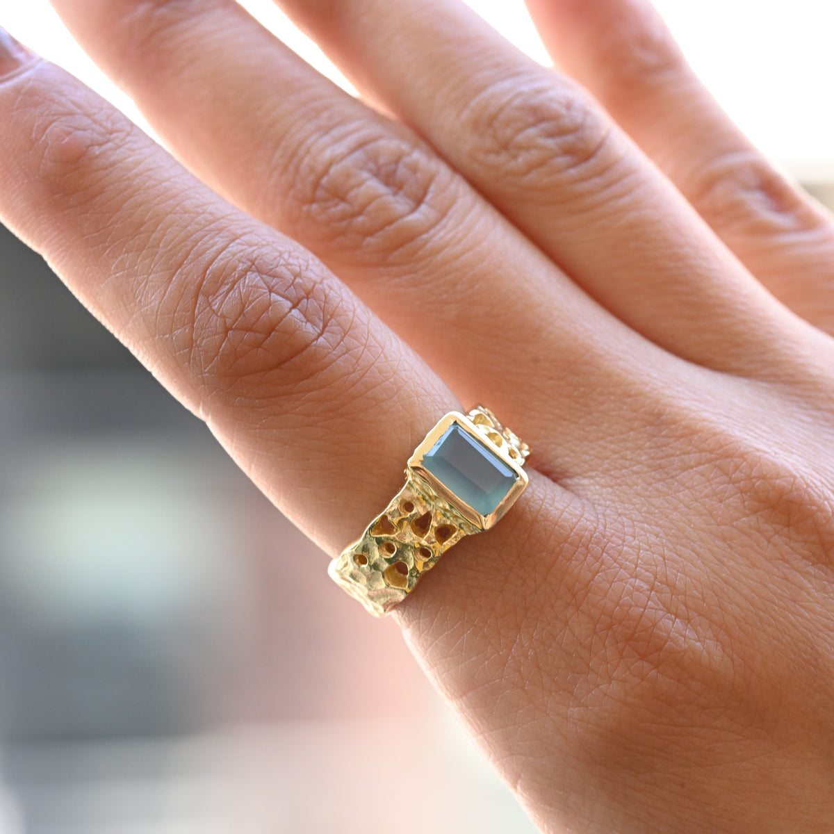 Aqua Textured Band
